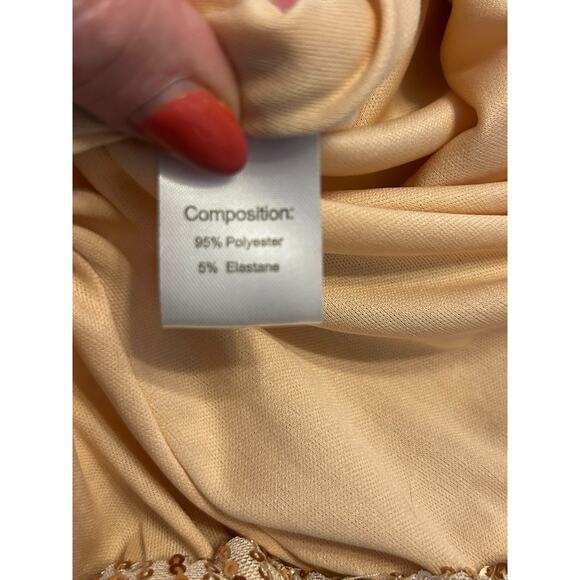 Giffniseti Sequin Gold Gown - Sze XL - Picture 11 of 16